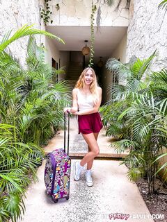Khloe Kapri - My Pervy Family