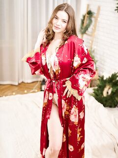 Toree - Showy Beauty