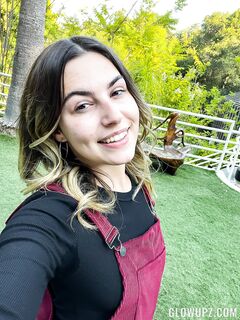 Chanel Camryn - Glowupz