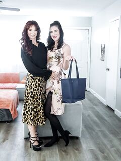 Syren De Mer , Nikki Zee - Perv Nana