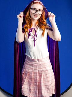 Scarlet Skies - Lil Sis