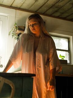 Emily Right - Emotional Time Bombs (Zishy)