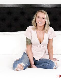 Kayden Kane - Hot MILFs Fuck