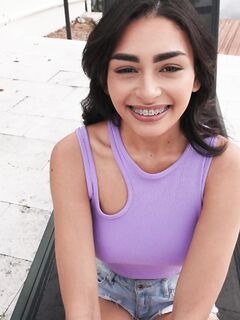 Vanessa Moon - Mofos