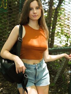 Julie Bernal - Dirty Beach Great Gf (Zishy)