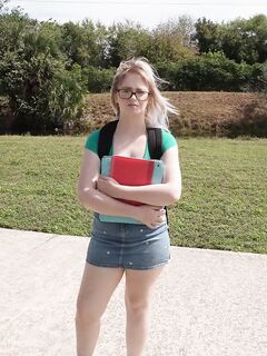 Annie Archer - Bangbus