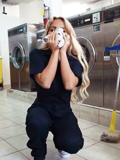 Luna Luxe - Brazzers