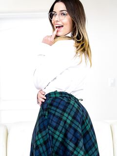 Jane Wilde, Chanel Camryn - Sis Swap