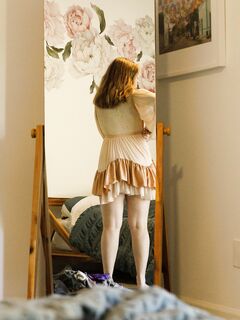 Greta Yarbrough - Dress Sesh (Zishy)