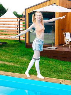 Elloise - Beauty-Angels