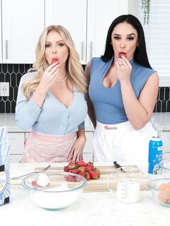 Danielle Renae, Sheena Ryder - Mom Swapped