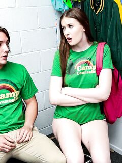 Athena Heart - Shoplyfter