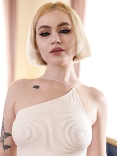 Greta Foss - 5K Porn