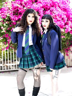 Anna Starr, Nikki Slick - Step Siblings