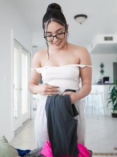 Madison Wilde - Mofos