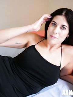 Anna Cummings - Raw Attack