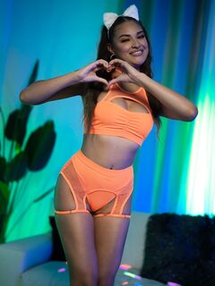 Kenzie Taylor, Katrina Colt, Gizelle Blanco - Kenzie Loves Girls 2